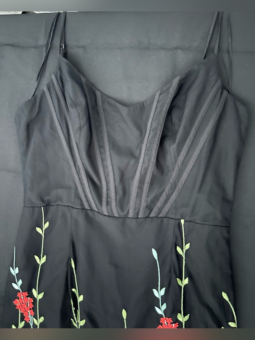 *Flawed Dress The Population RTR Woman’s Giovanna Floral Embroidered Dress (107) - Picture 8 of 12